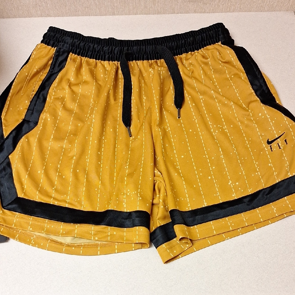 Nike Men's Gold and Black Athletic Shorts